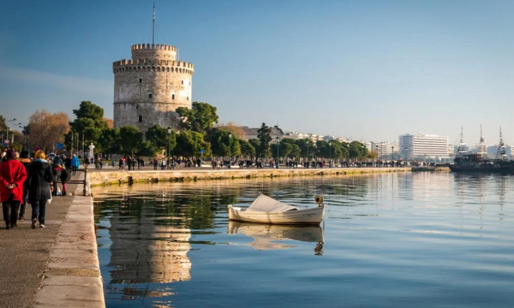 Χειροπέδες σε 16χρονο για ληστεία στη Σταυρούπολη Θεσσαλονίκης